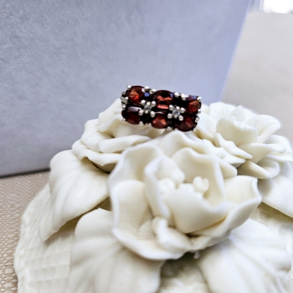 SET! Garnet 925 Ring with Stretchy Glass Bead Bracelet and Beaded Necklace - Picture 5 of 14